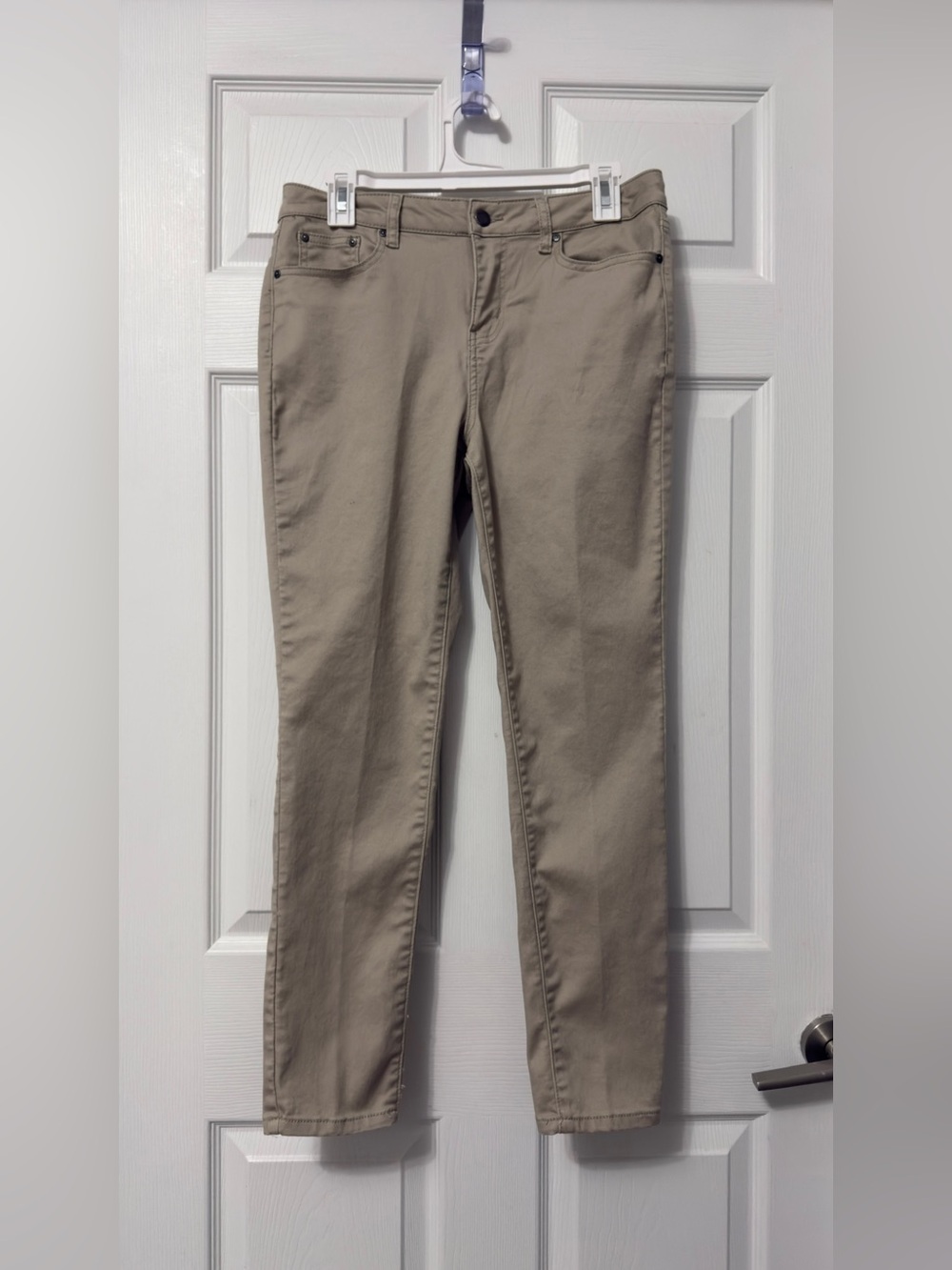Slim Stretch Women's Jeans in Taupe Beige